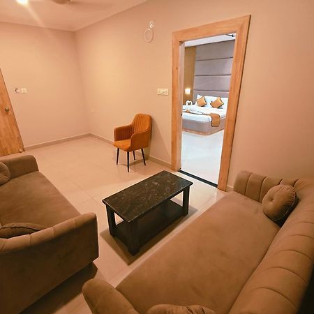 Hotel Mgm Grand Srikalahasti Bagian luar foto
