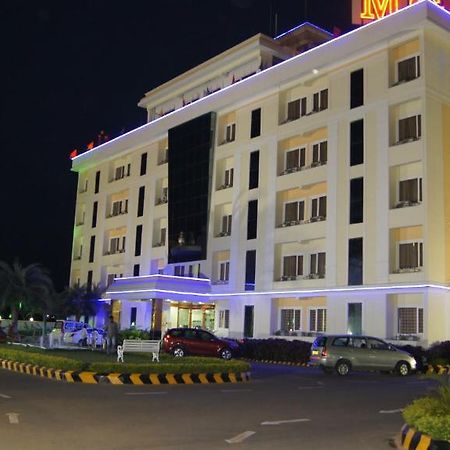 Hotel Mgm Grand Srikalahasti Bagian luar foto