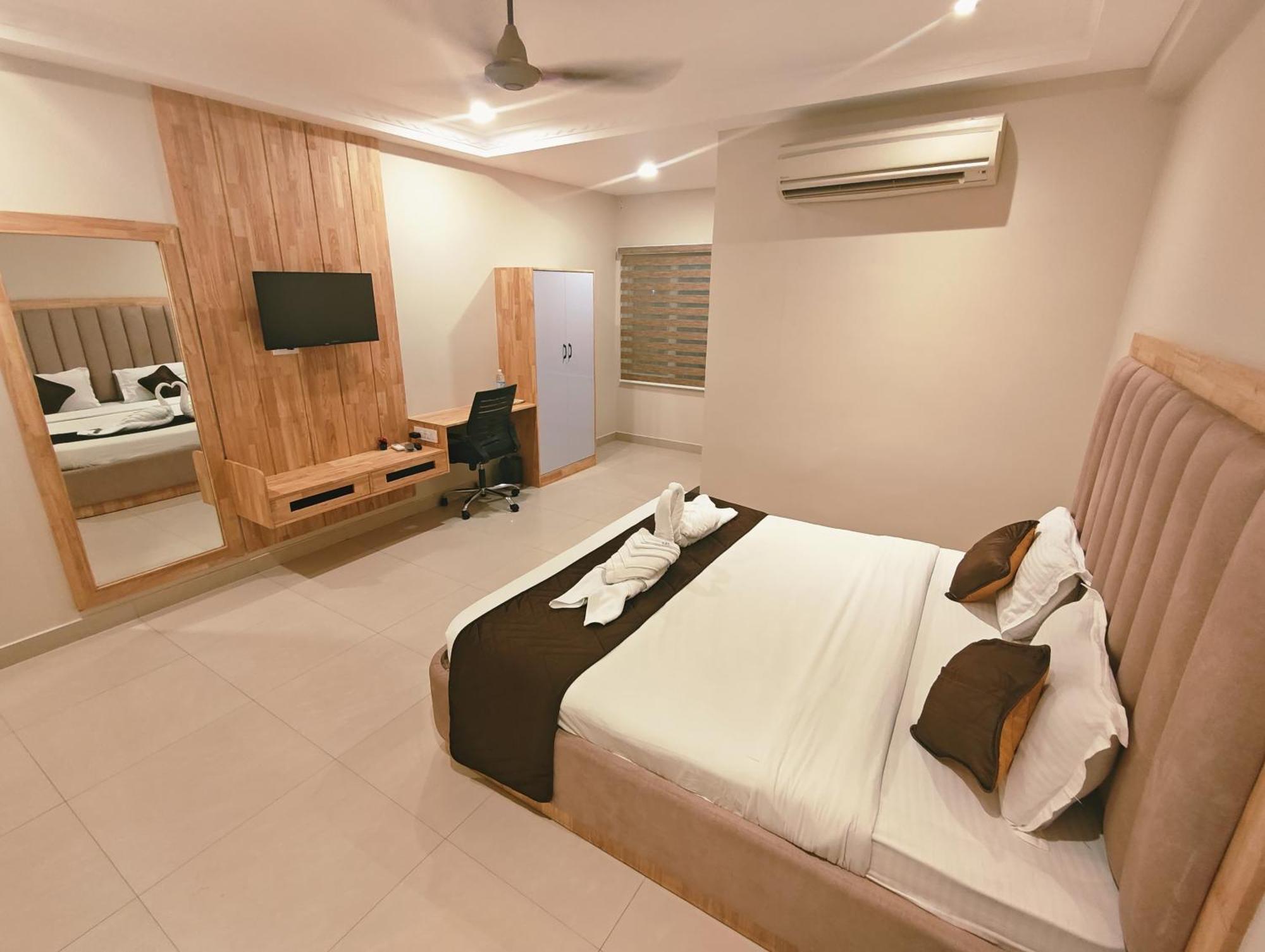 Hotel Mgm Grand Srikalahasti Bagian luar foto