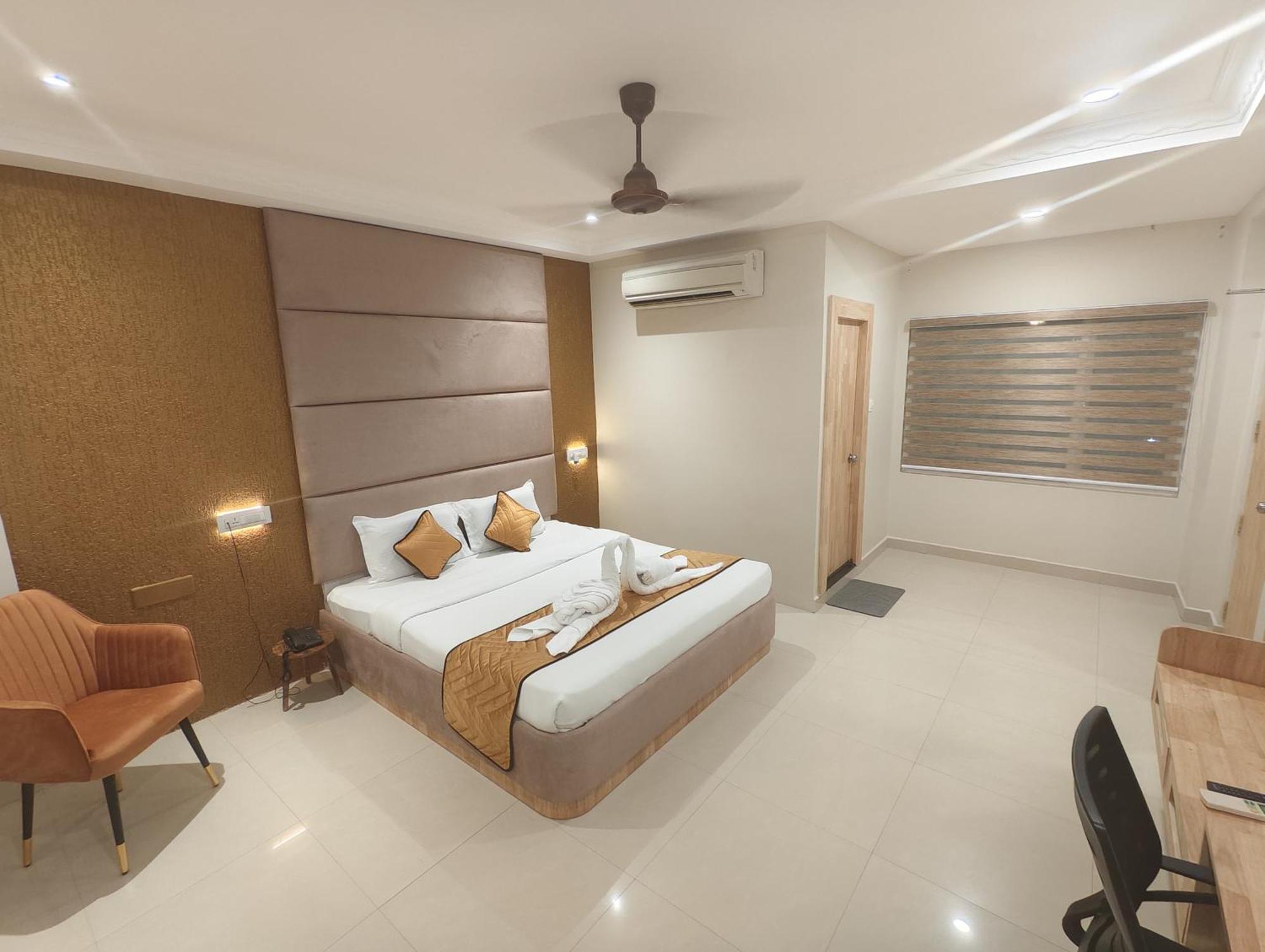 Hotel Mgm Grand Srikalahasti Bagian luar foto