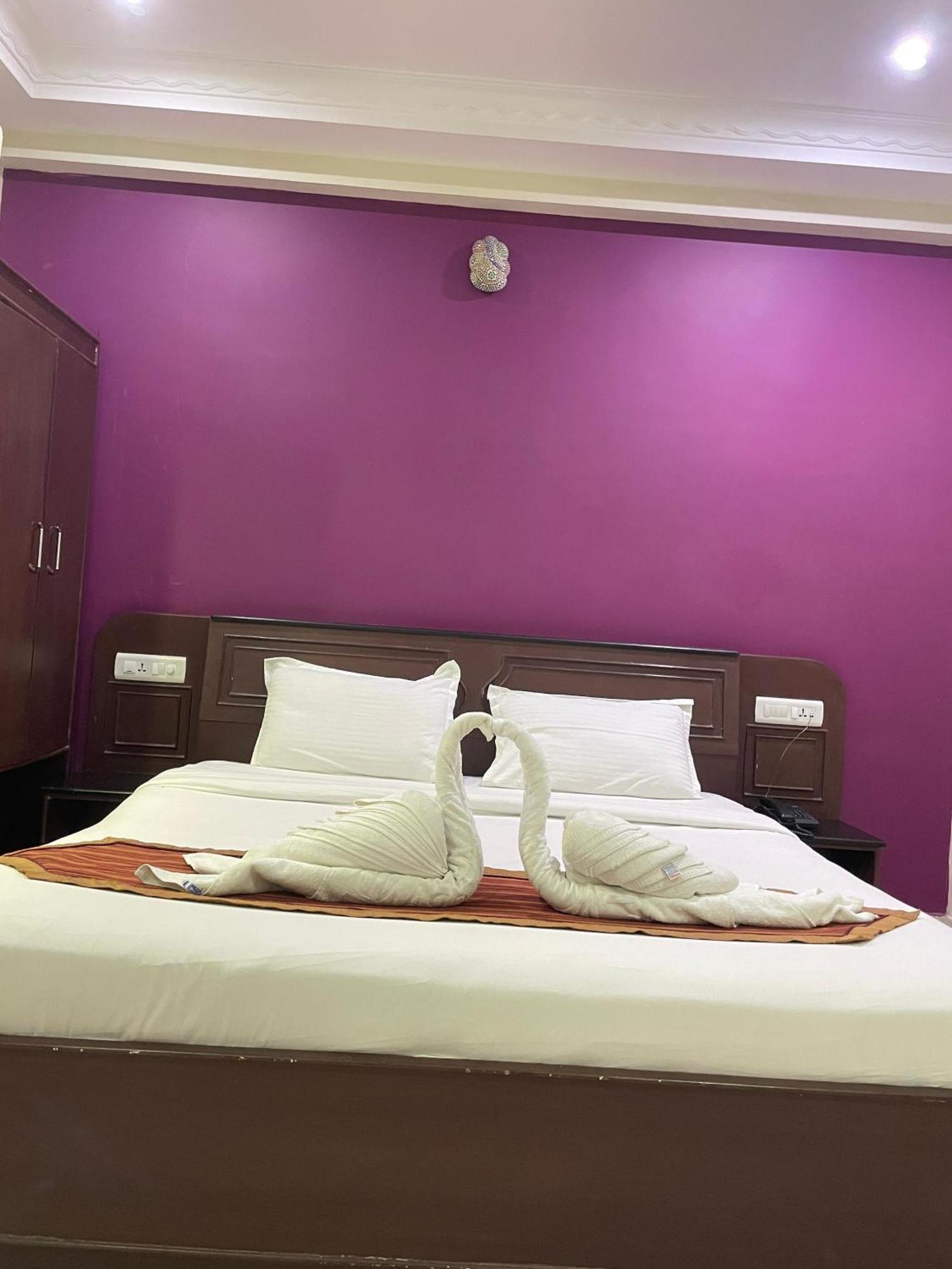 Hotel Mgm Grand Srikalahasti Bagian luar foto