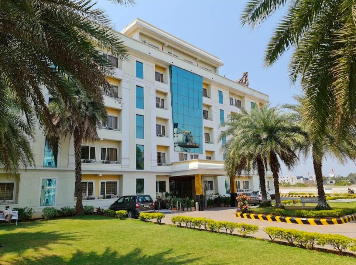 Hotel Mgm Grand Srikalahasti Bagian luar foto
