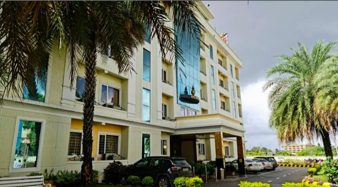 Hotel Mgm Grand Srikalahasti Bagian luar foto