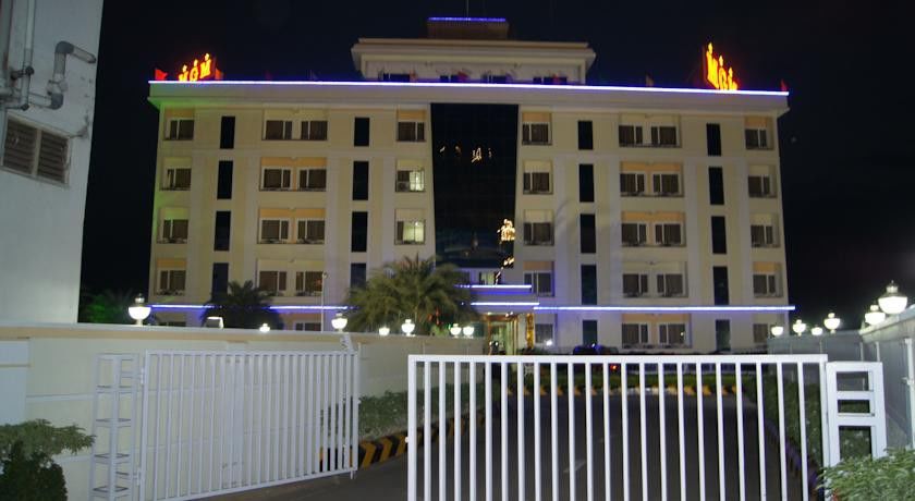 Hotel Mgm Grand Srikalahasti Bagian luar foto