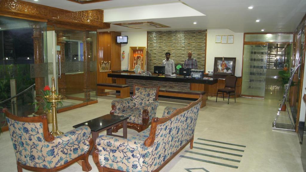 Hotel Mgm Grand Srikalahasti Bagian luar foto